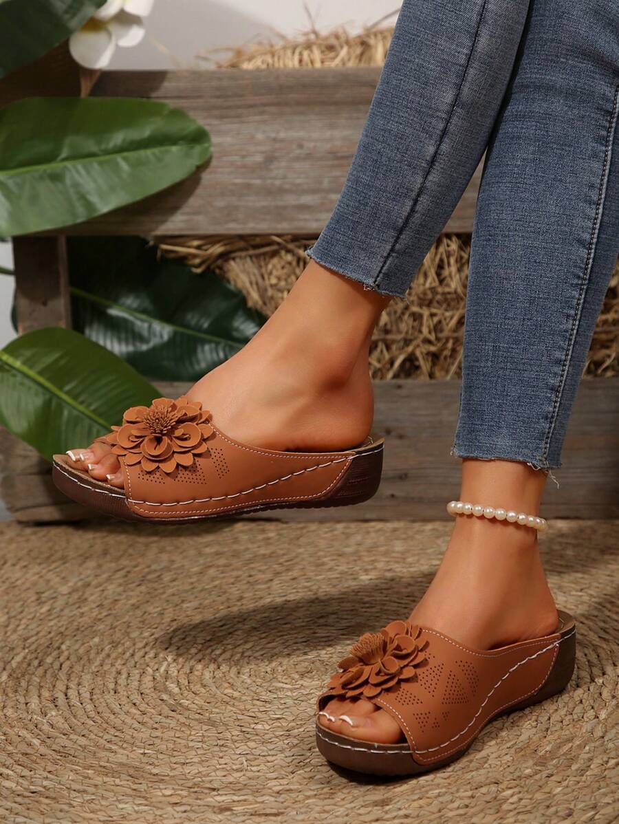 Medellín Orthopaedic Sandals