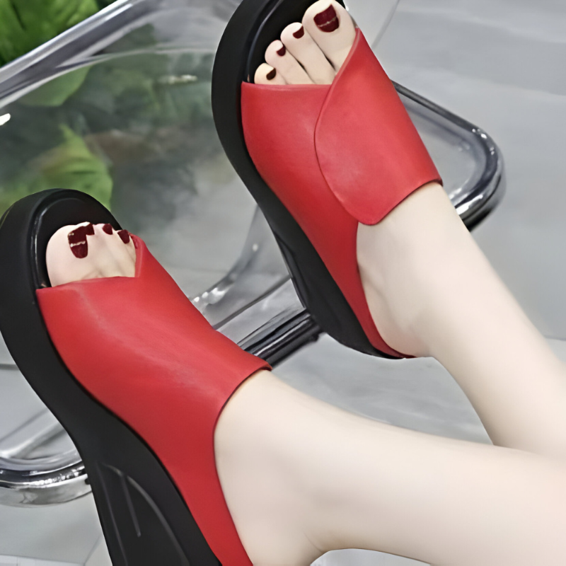 Xanthe Orthopaedic Sandals