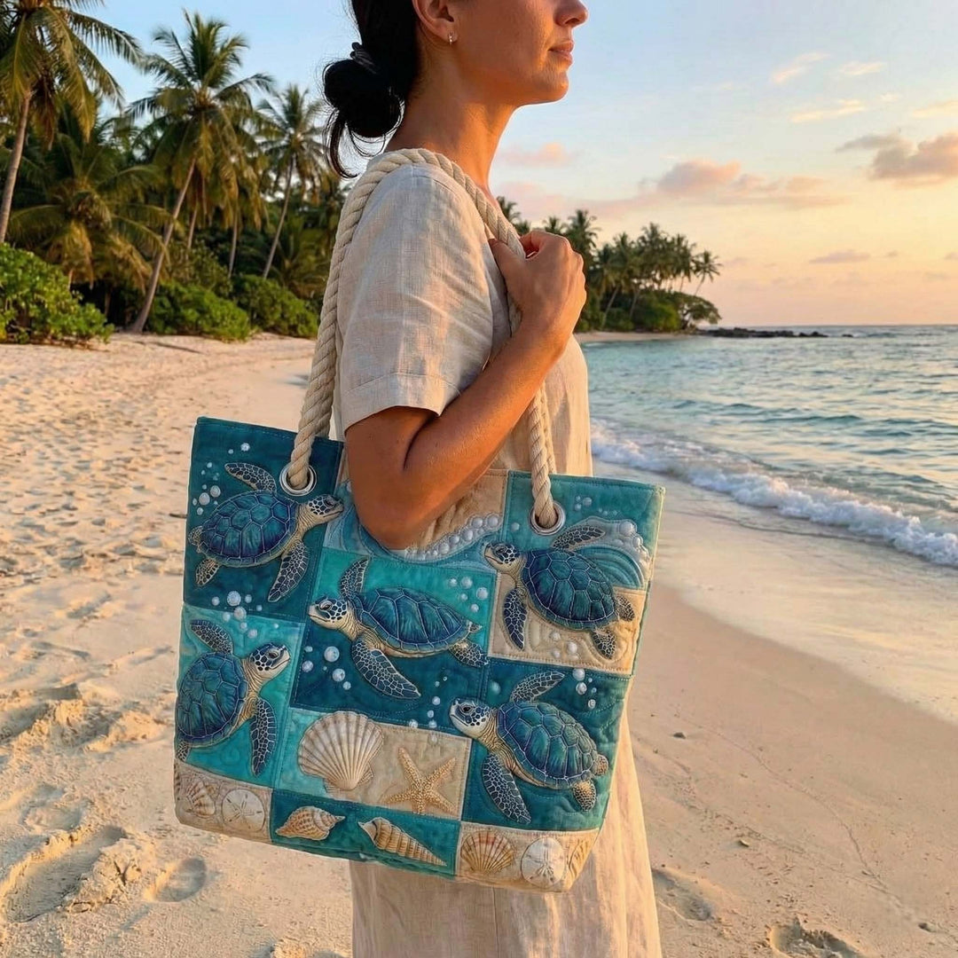 Handmade quilted beach bag - Turtle Bay design