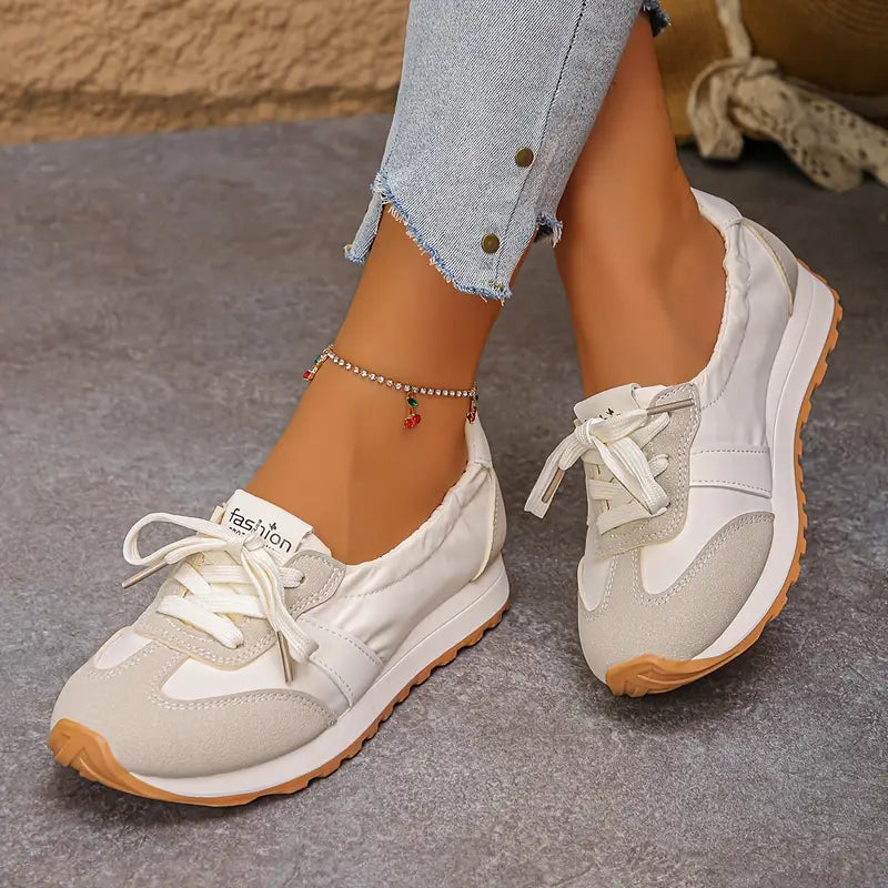 Helga – Orthopaedic Trainers