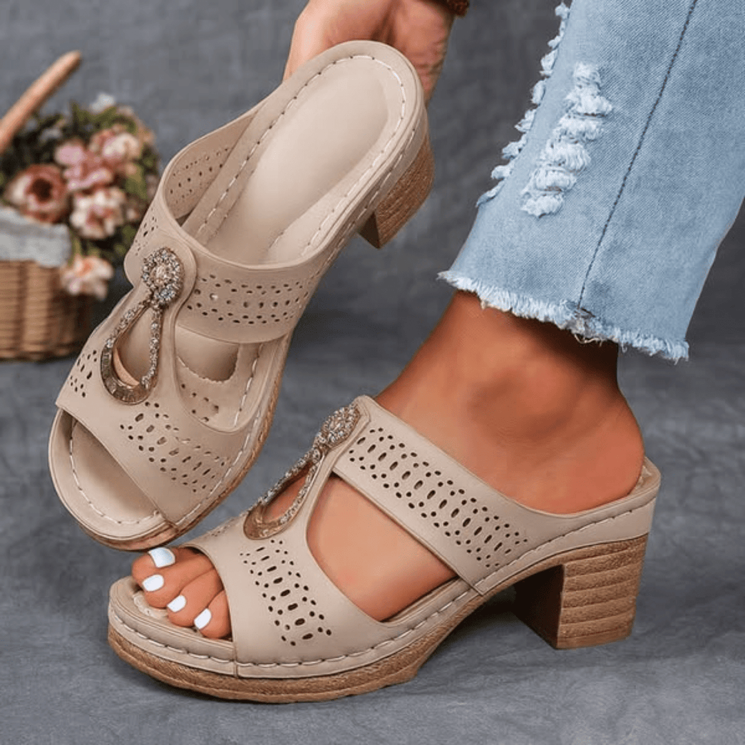 Abby - Orthopaedic Sandals