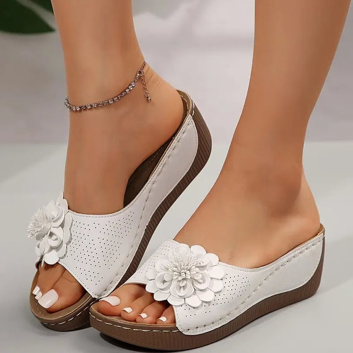 Medellín Orthopaedic Sandals